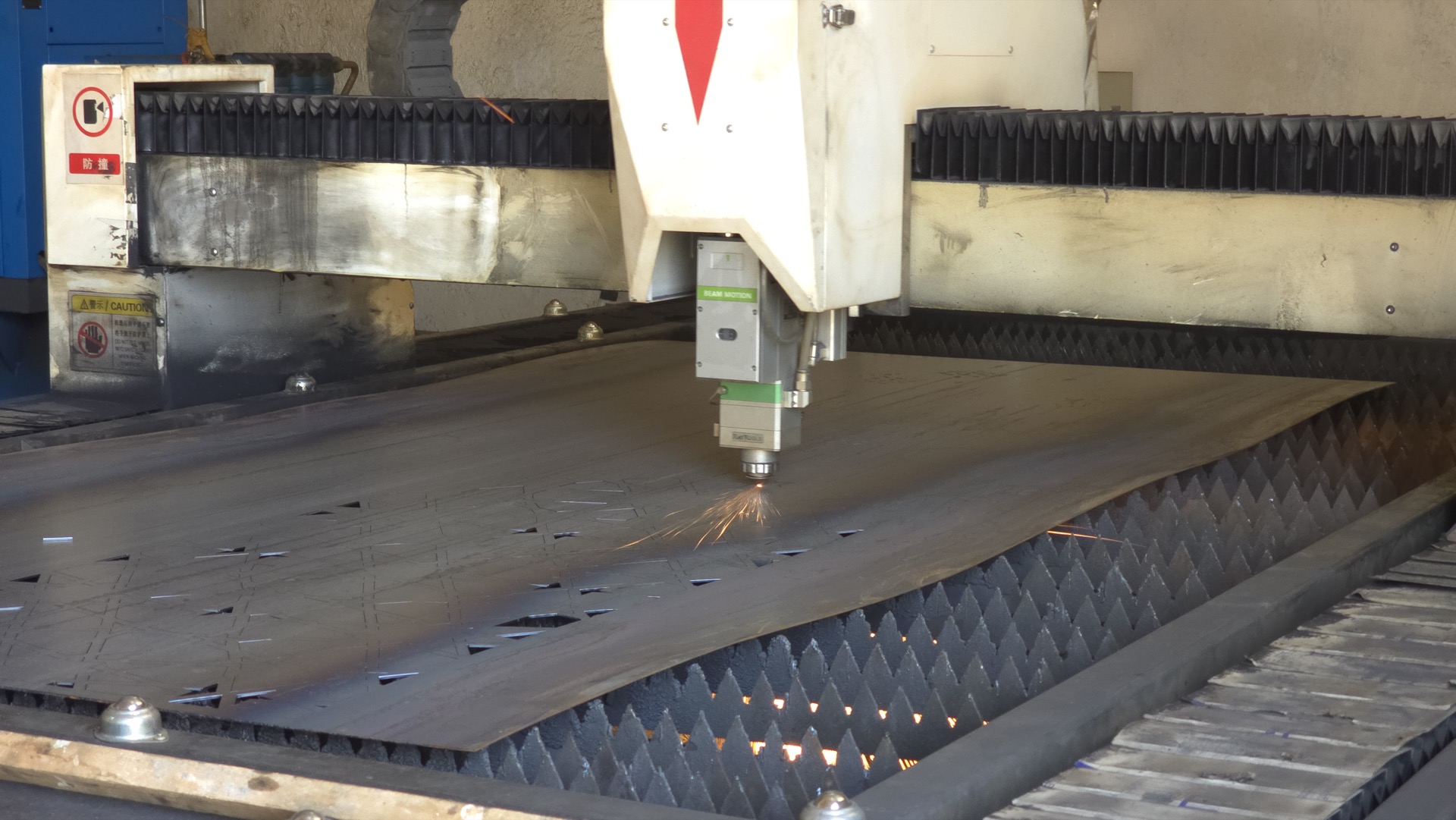 laser_cutting.jpg