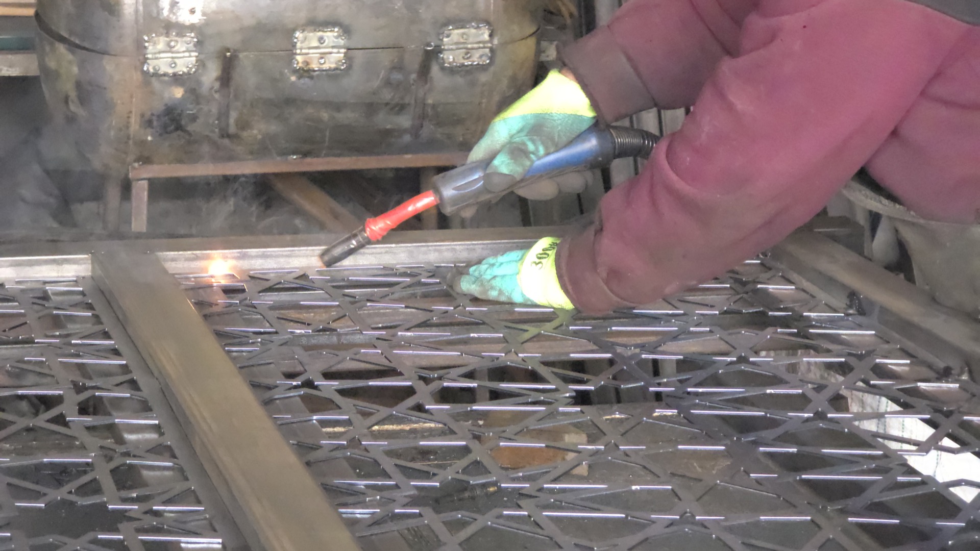 laser_goods_wiring_3.jpg
